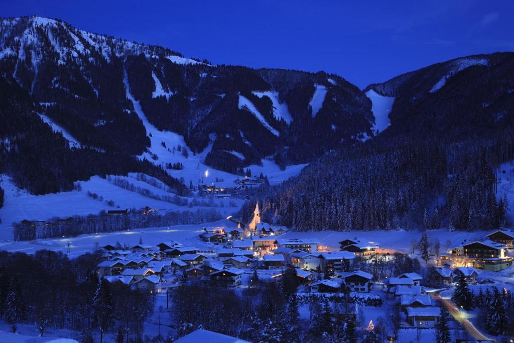 Bio Bauernhof Vorderoberlehen Hotel เวอร์เฟนแวง ภายนอก รูปภาพ